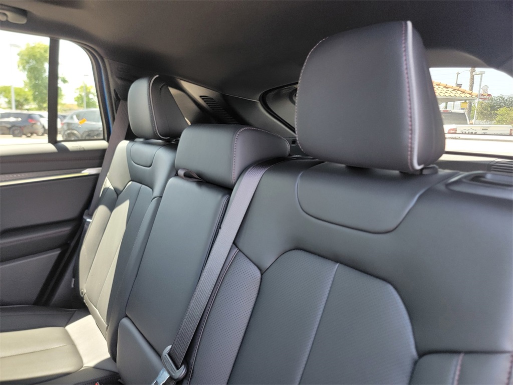 2025 Jeep Wagoneer S Limited photo 8