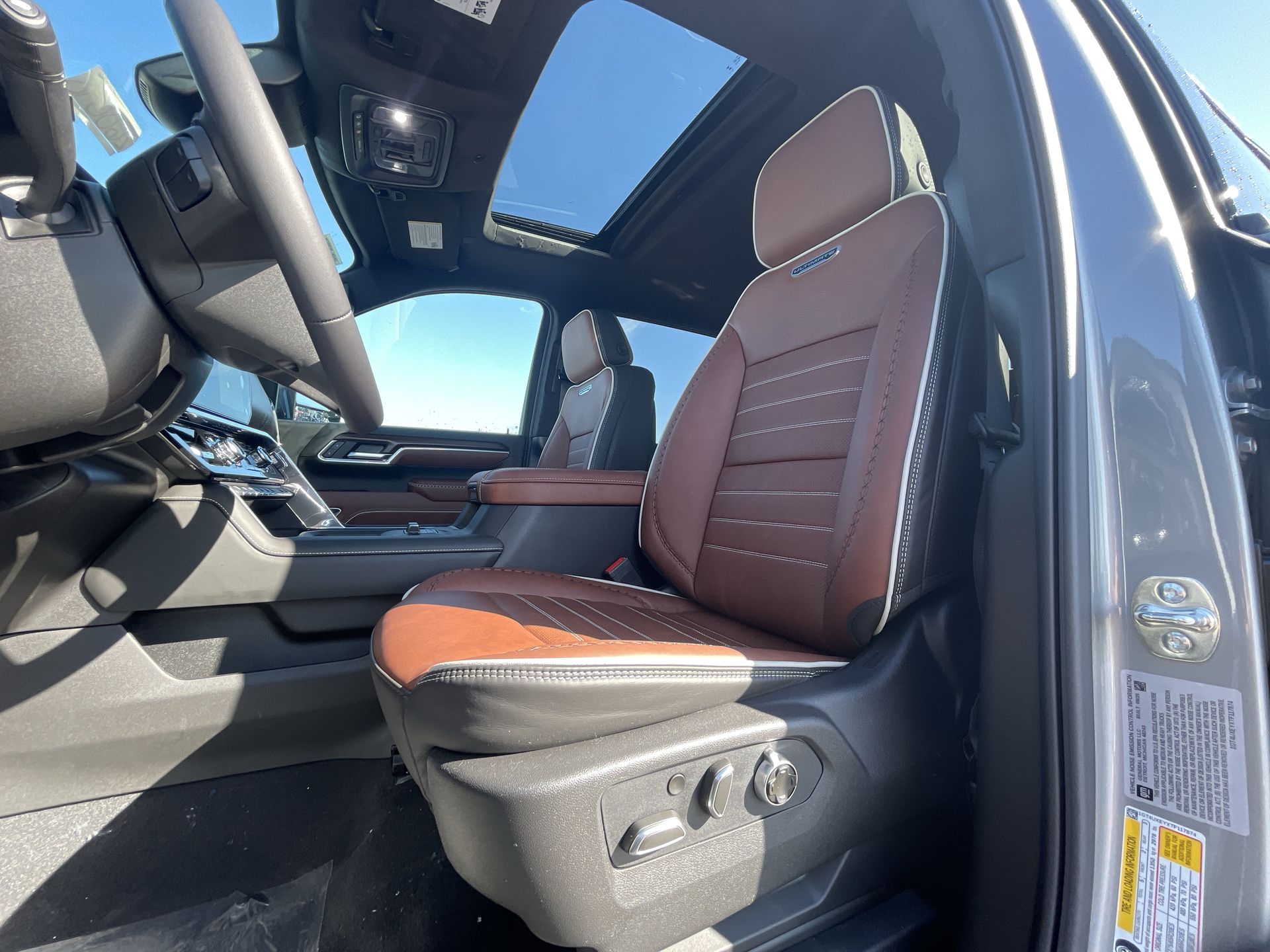 2026 Gmc Sierra 2500 HD Denali Ultimate photo 46