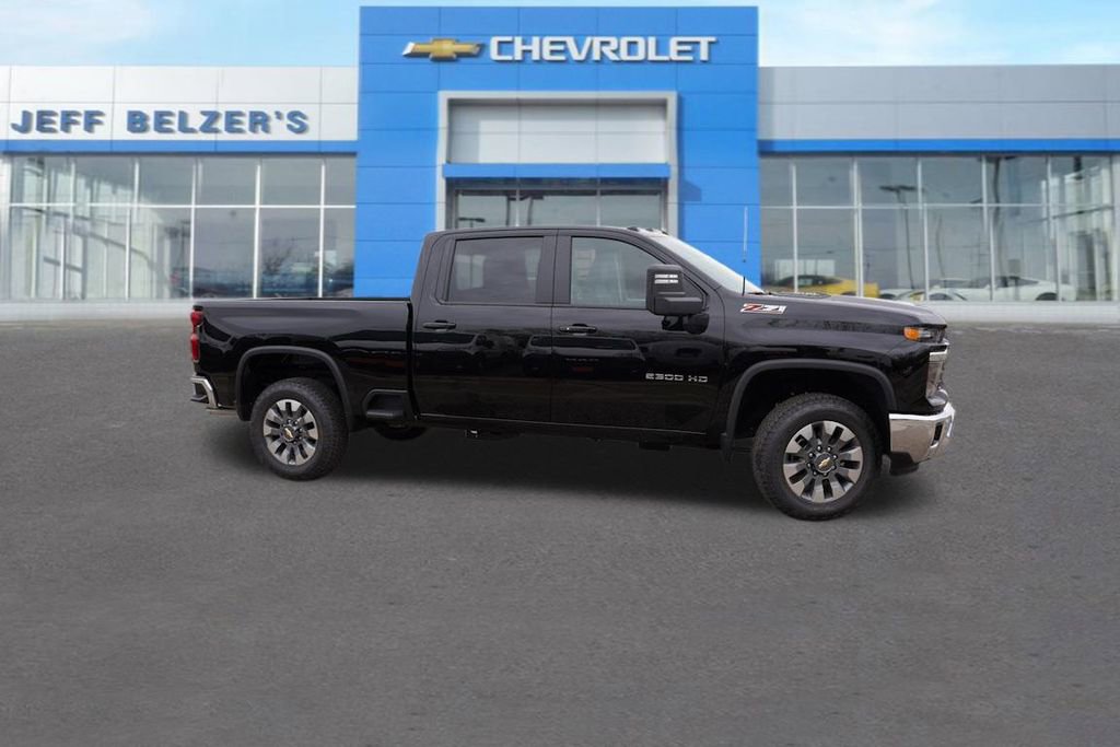 2026 Chevrolet Silverado 2500HD LT Z71 photo 2