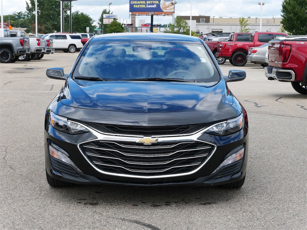 Used 2025 Chevrolet Malibu 1LT with VIN 1G1ZD5ST5SF147245 for sale in Rochester, Minnesota