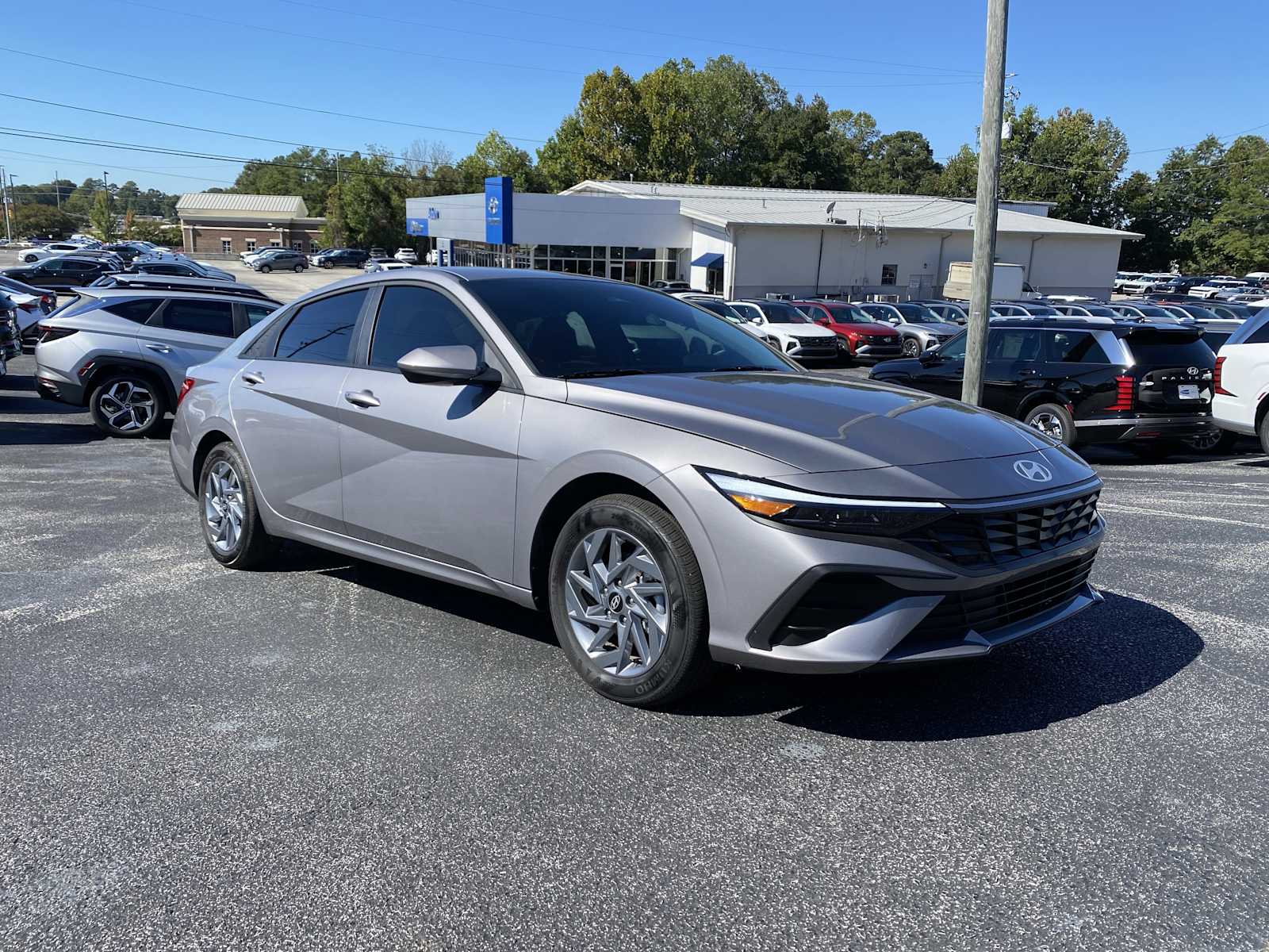 2025 Hyundai Elantra Blue