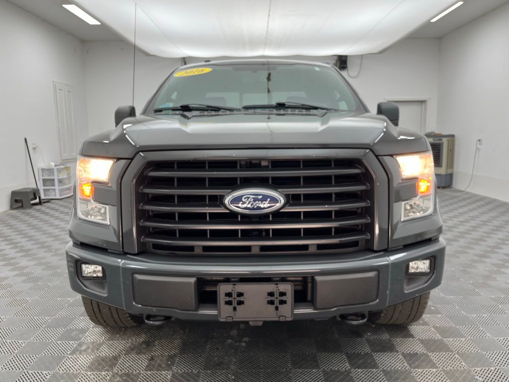 2016 Ford F-150 XLT photo 12