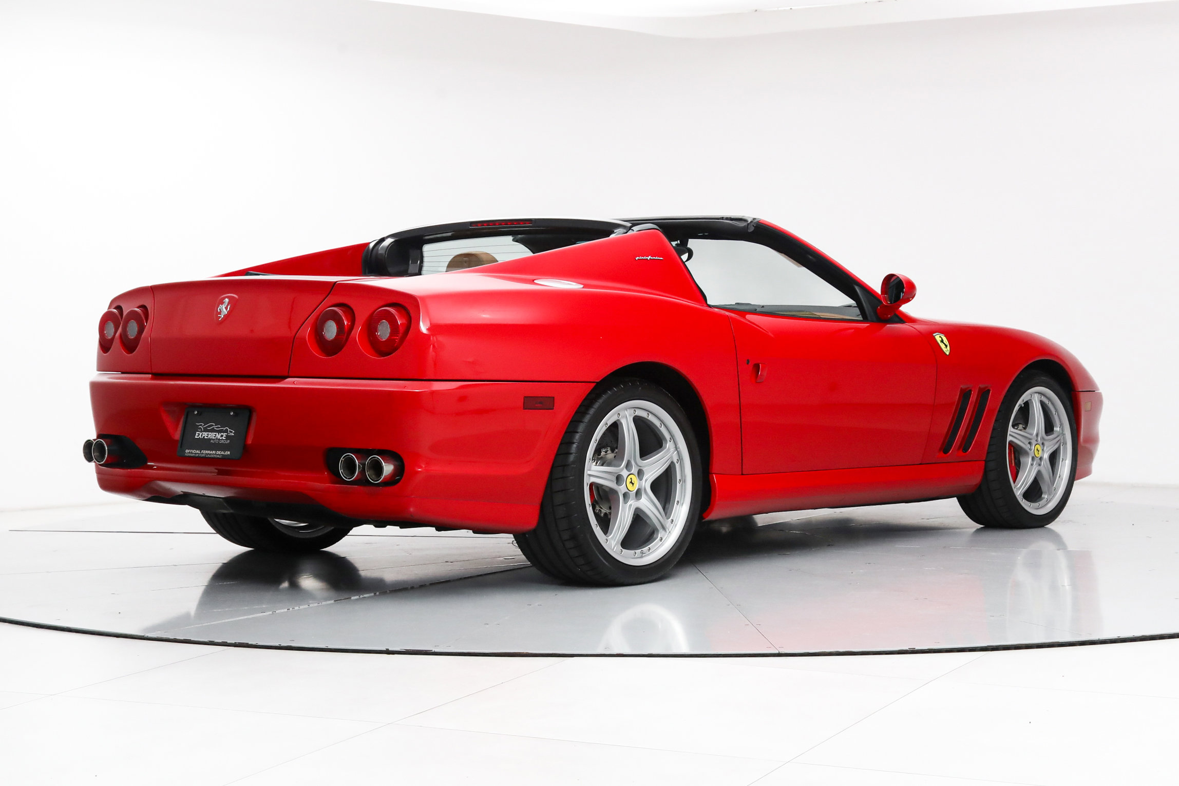 Used 2005 Red Ferrari  image 3