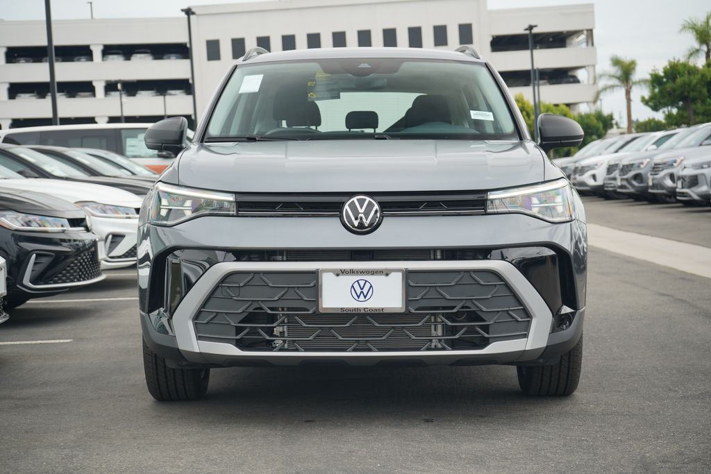 2025 Volkswagen Taos S photo 4