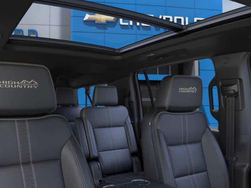 2025 Chevrolet Suburban High Country photo 24