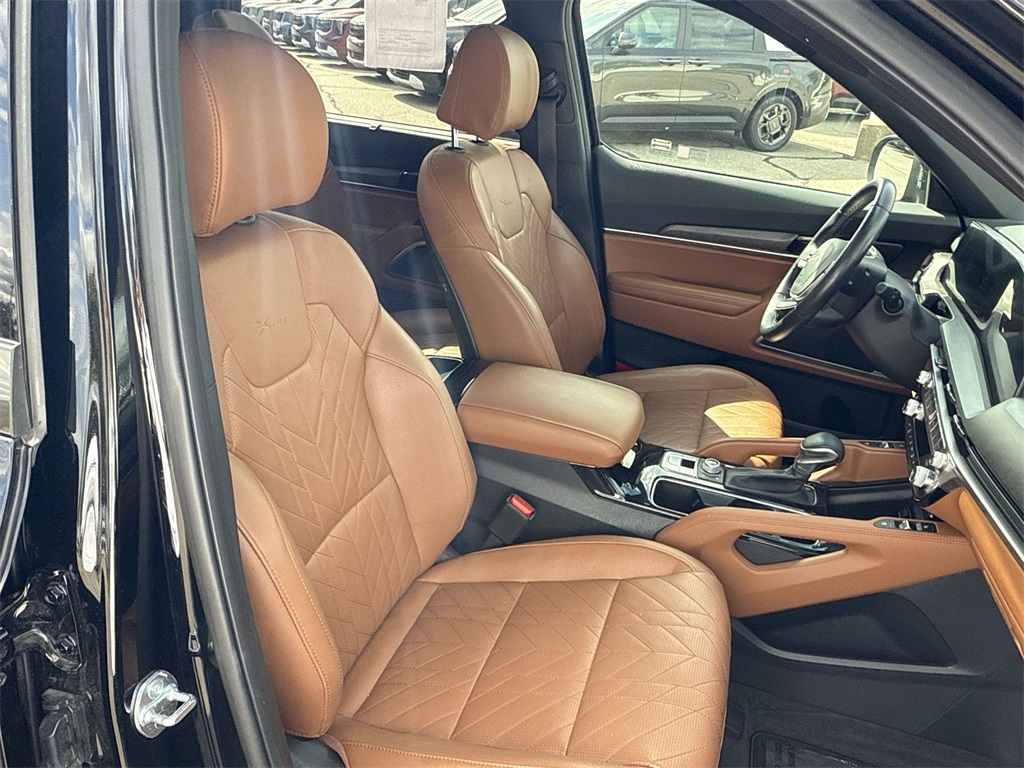 2024 Kia Telluride EX X-Line photo 24