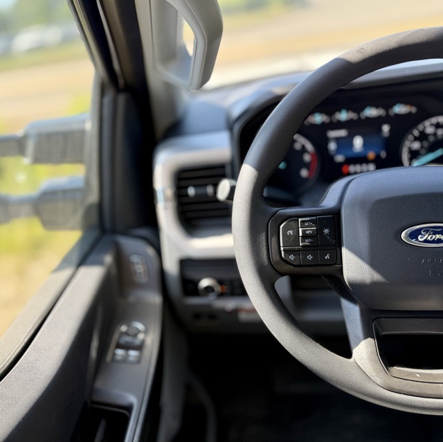 2025 Ford F-550 XL photo 13