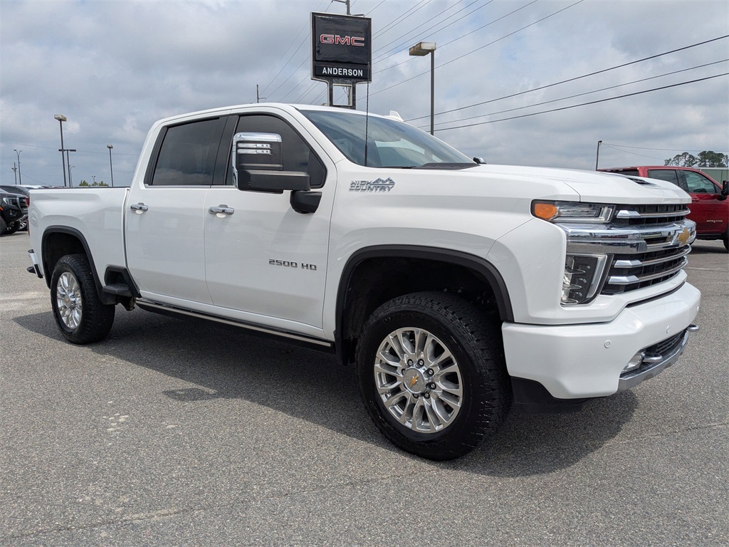 2022 Chevrolet Silverado 2500HD High Country photo 2