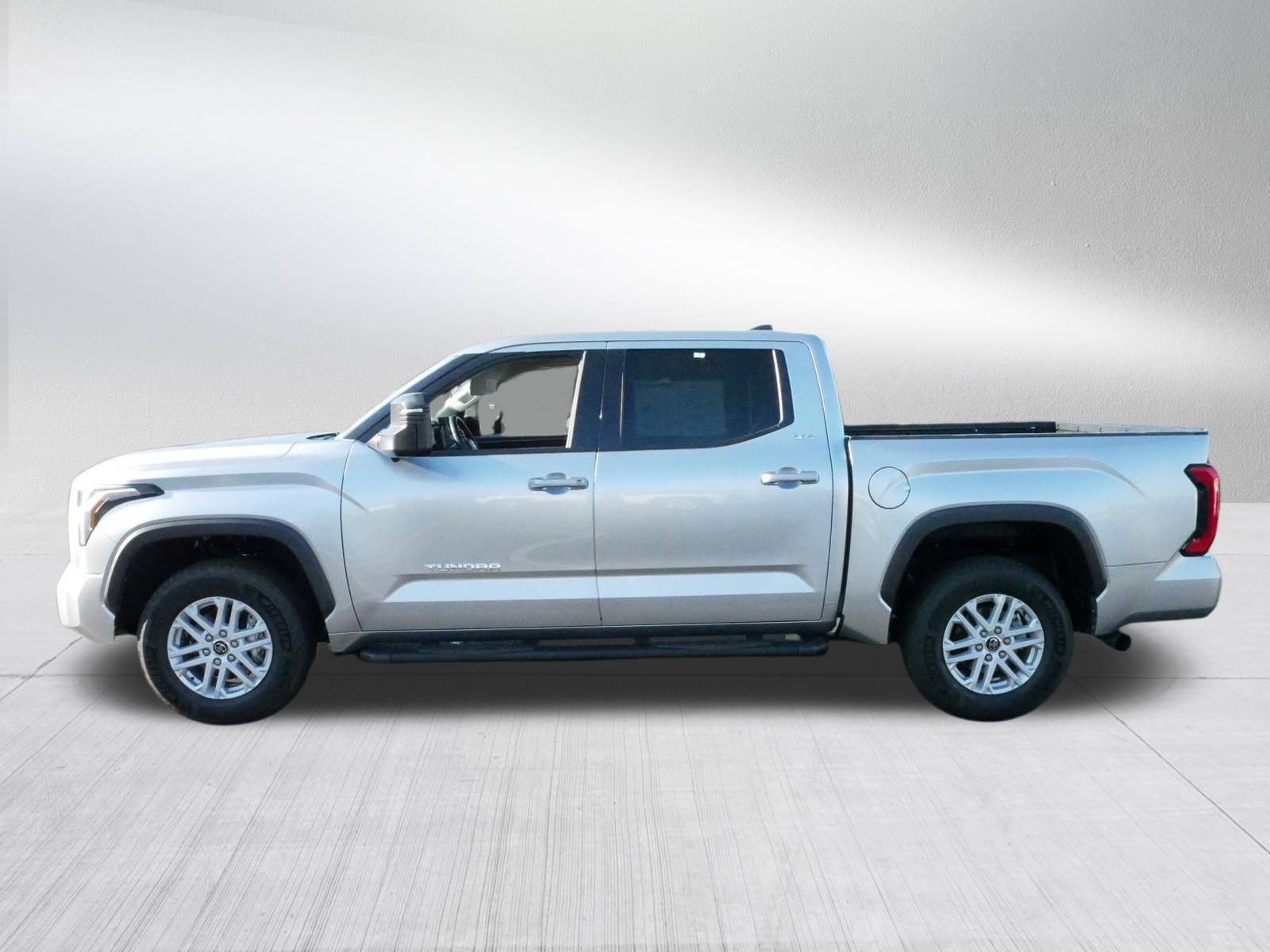 2023 Toyota Tundra SR5 photo 4