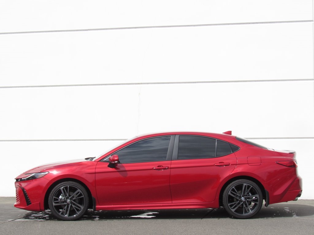 2025 Toyota Camry XSE photo 4
