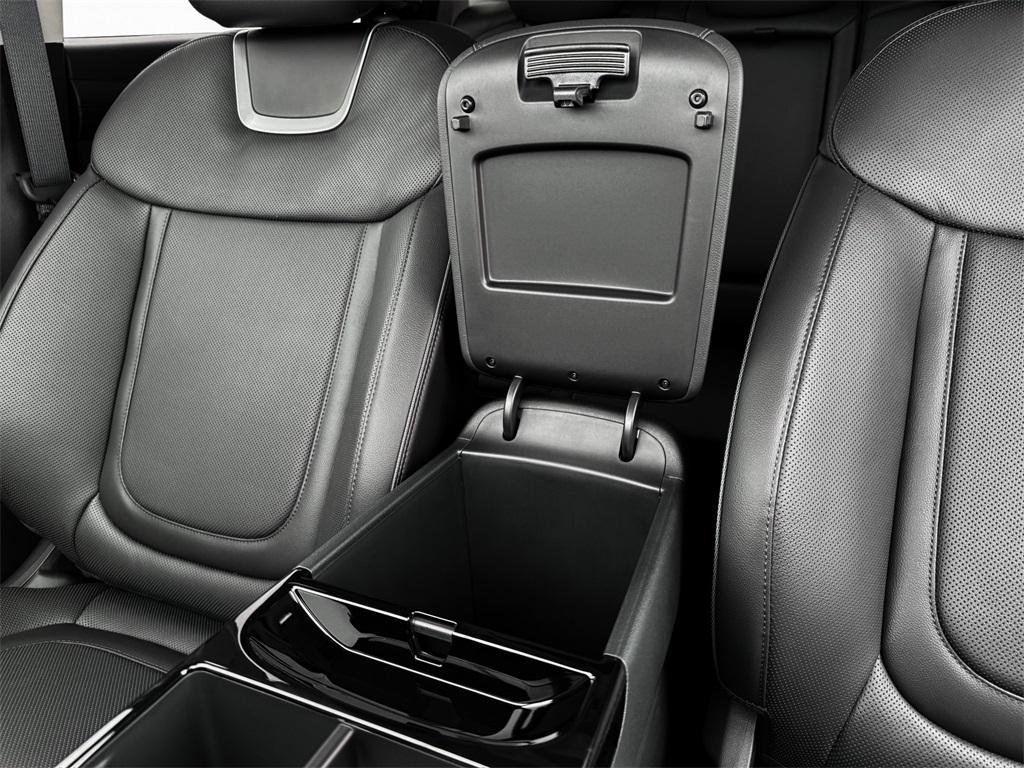 2025 Hyundai Tucson Hybrid Limited photo 18