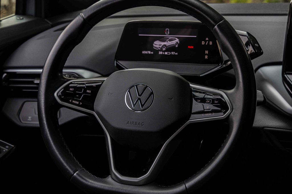 2022 Volkswagen ID.4 Pro photo 11