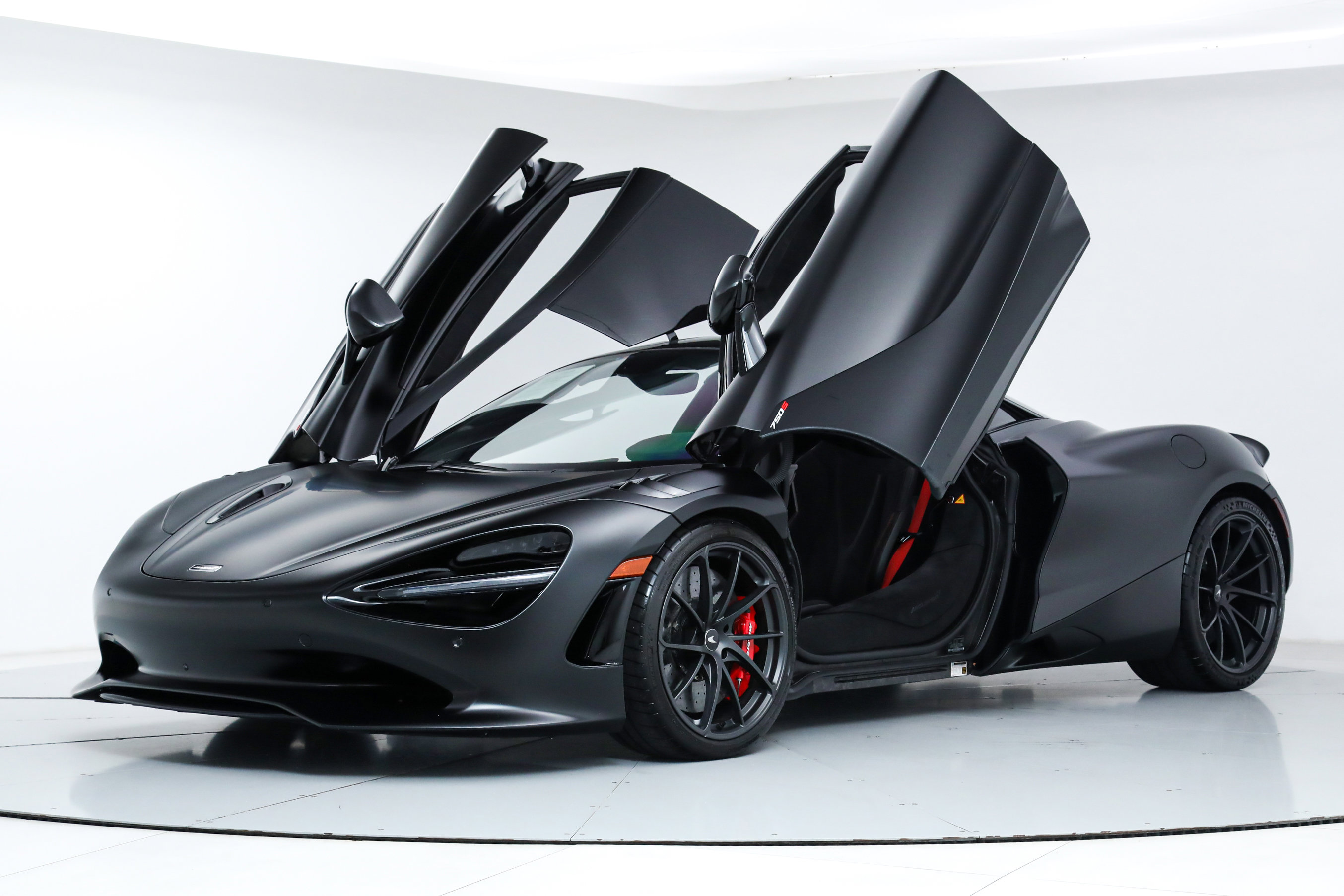 2024 Mclaren 750S Coupe photo 2