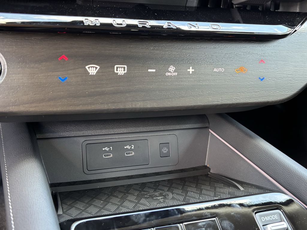 2025 Nissan Murano Platinum photo 10