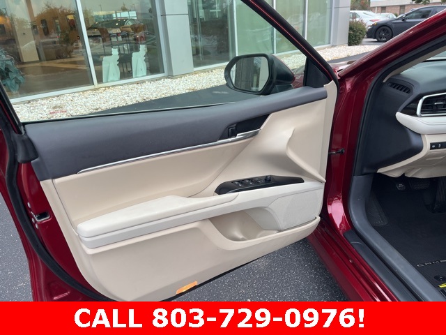 2018 Toyota Camry LE photo 4