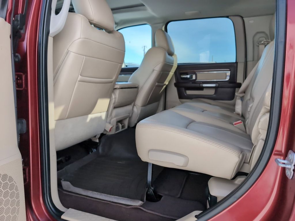 2018 Ram 2500 Laramie photo 24