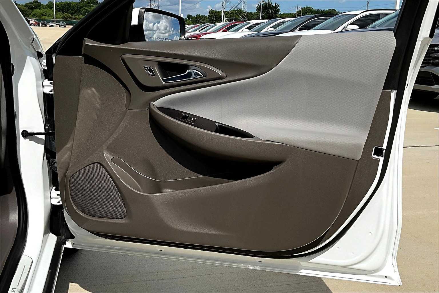 2022 Chevrolet Malibu 1LT photo 22