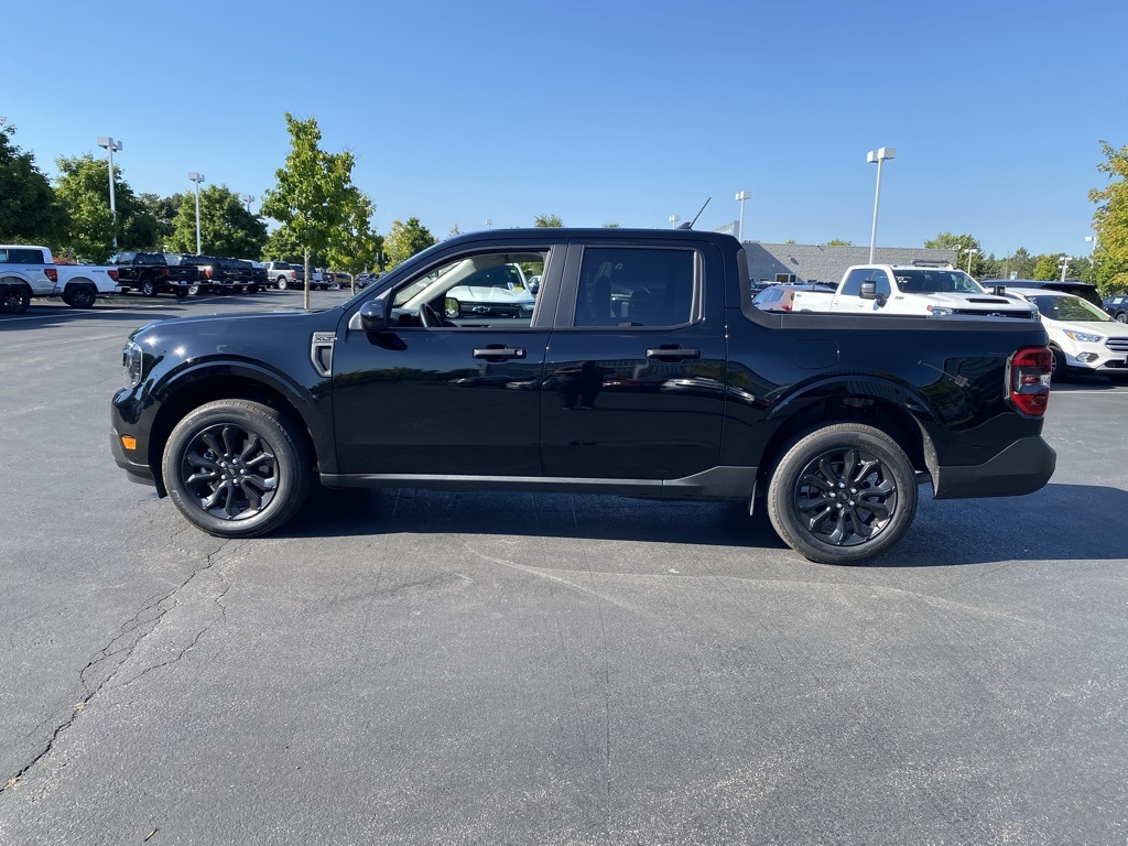 2024 Ford Maverick XLT photo 2