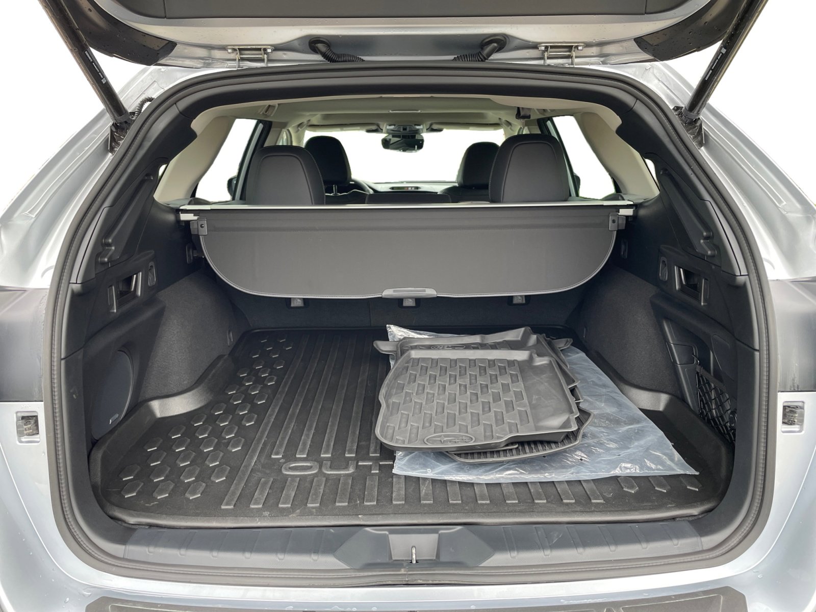 2025 Subaru Outback Touring XT photo 6