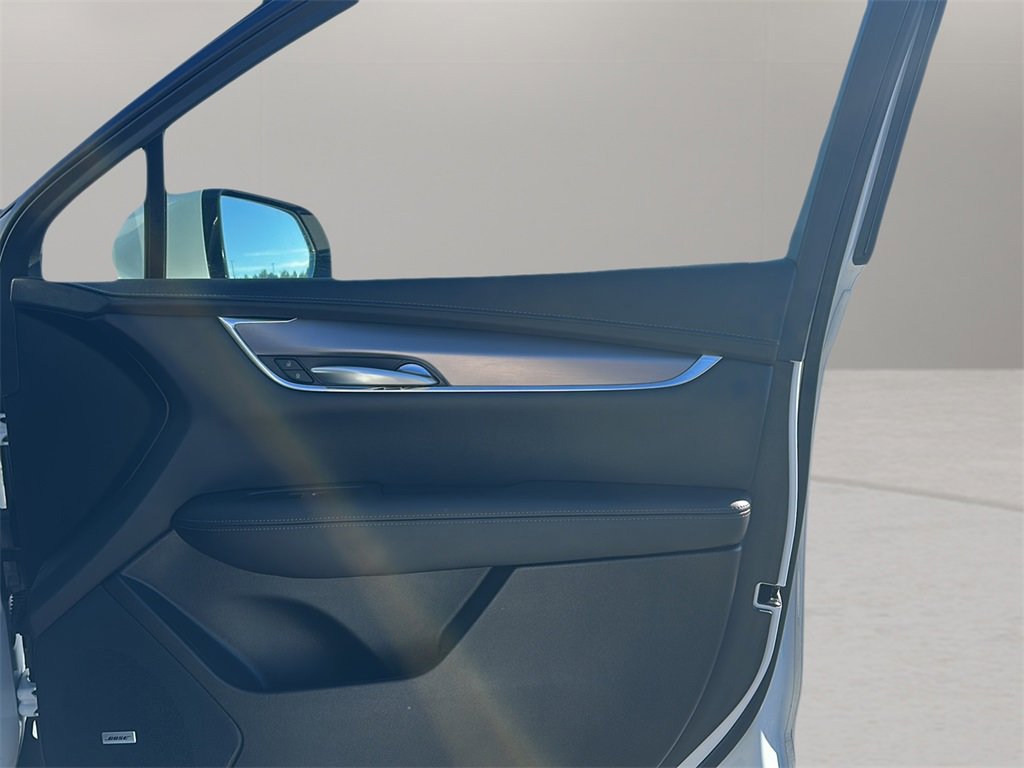2023 Cadillac XT5 Luxury photo 13