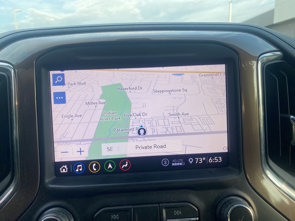 2020 Chevrolet Silverado 1500 High Country photo 9