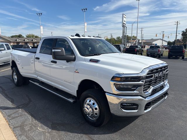 2025 Ram 3500 Big Horn photo 8