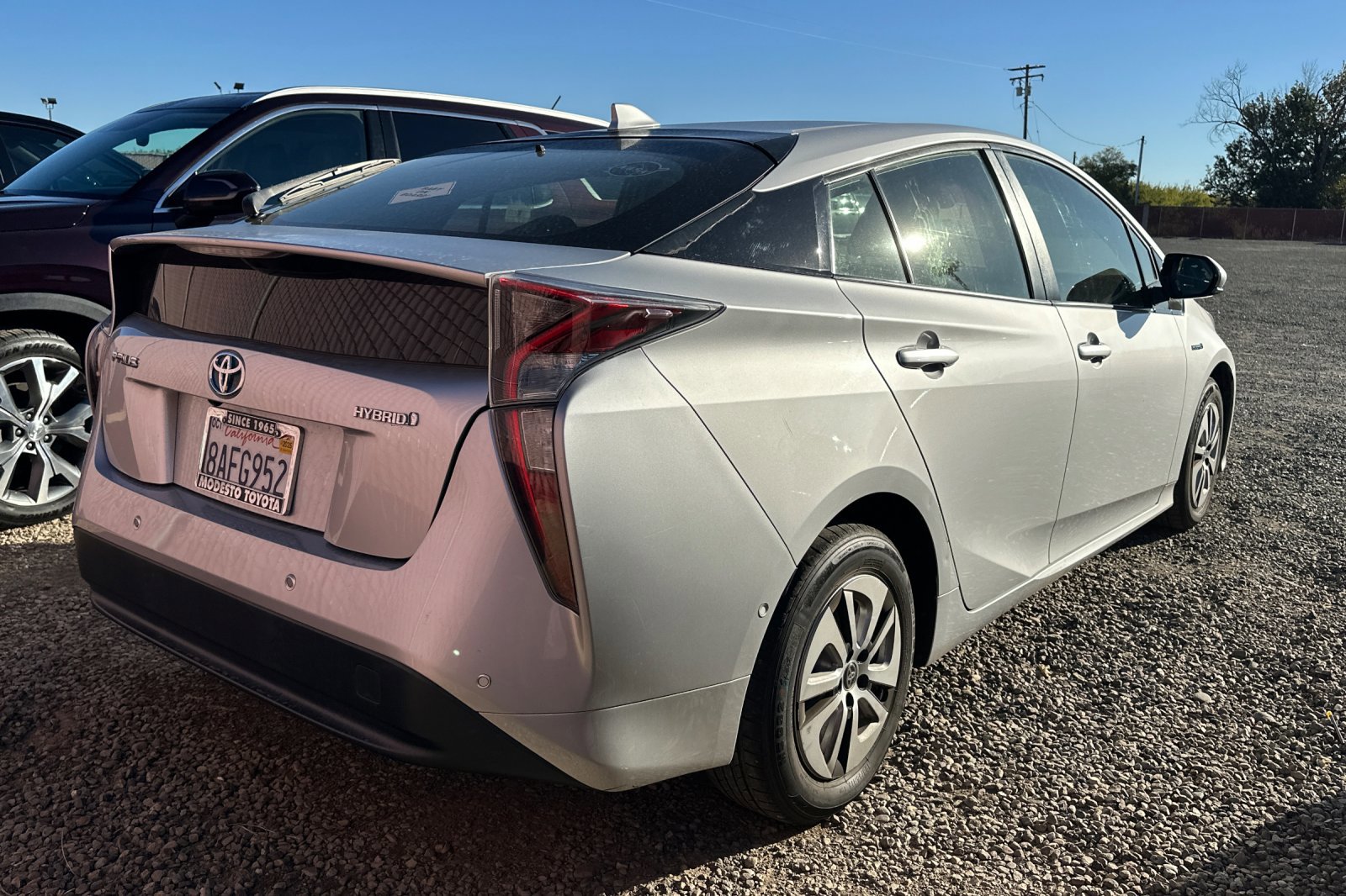 2017 Toyota Prius Four photo 3