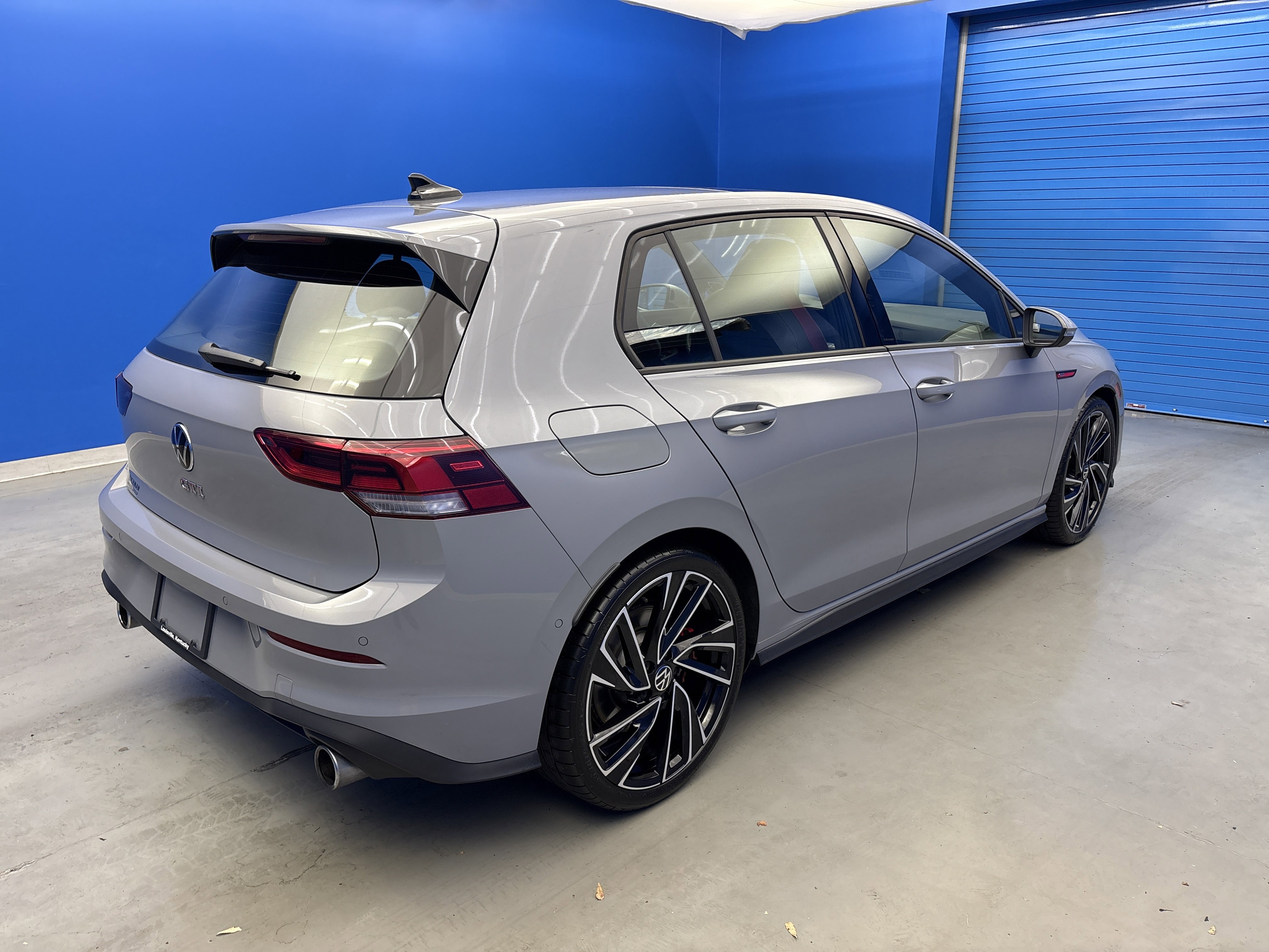 2024 Volkswagen Golf GTI Autobahn photo 4