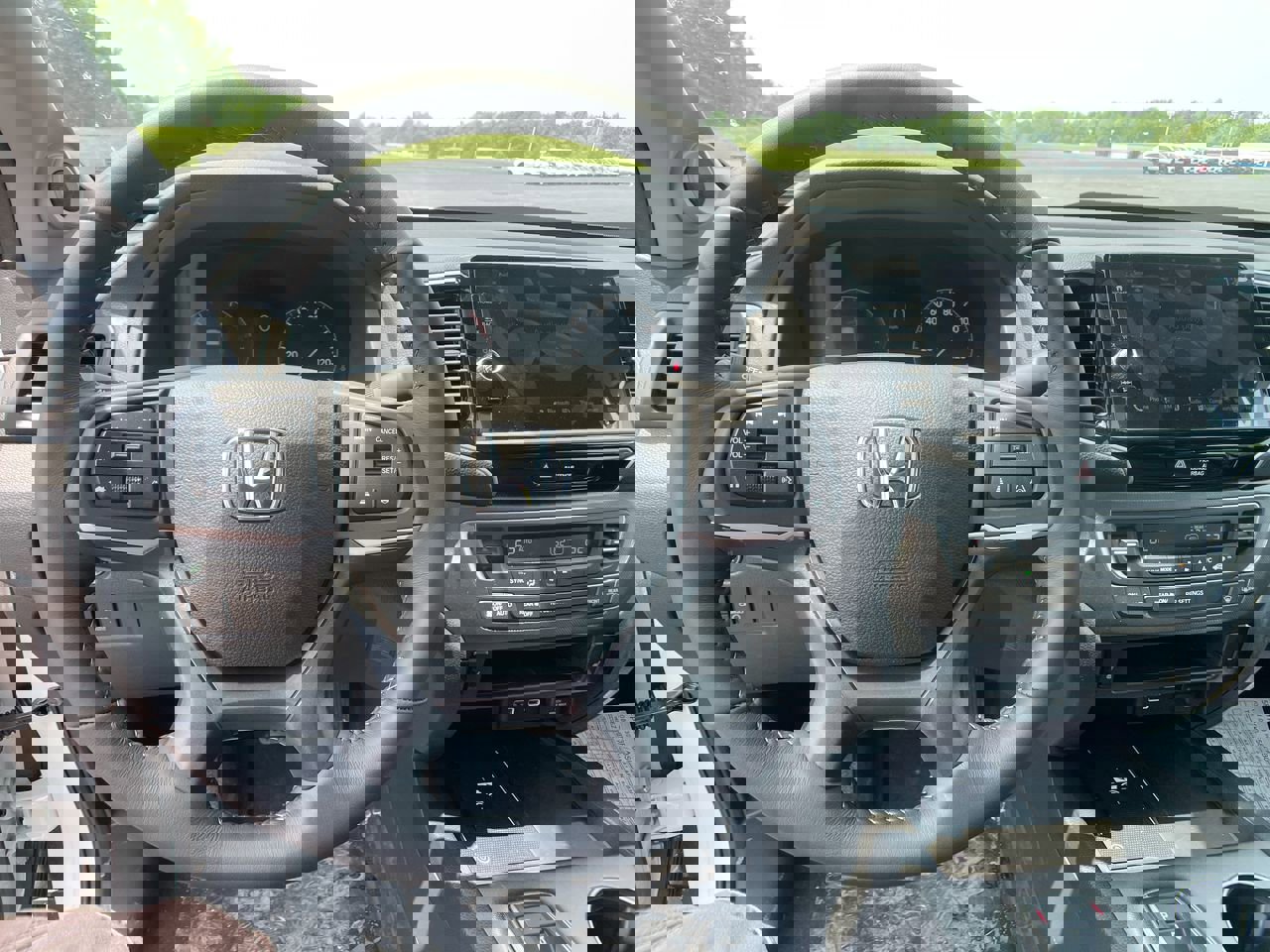 2025 Honda Ridgeline RTL photo 11