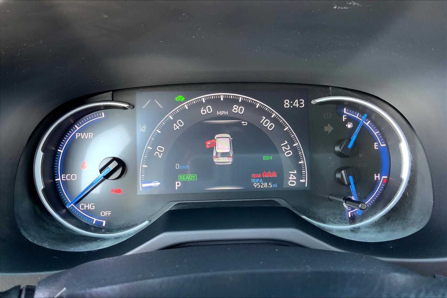 2024 Toyota RAV4 Hybrid SE photo 24