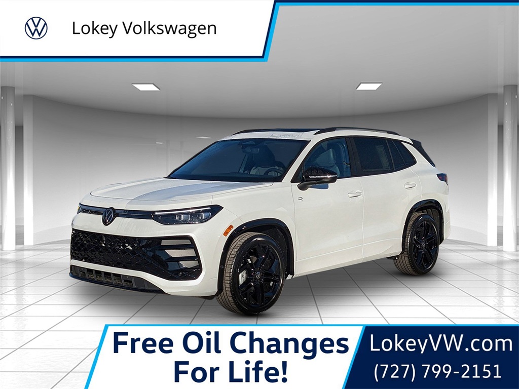 2026 Volkswagen Tiguan SE R-LINE BLACK's photo