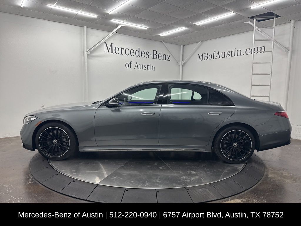 2025 Mercedes Benz S 580 4MATIC photo 4