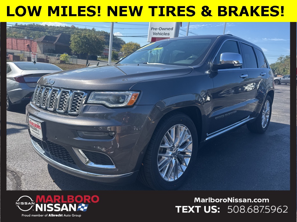 2017 Jeep Grand Cherokee Summit photo 3