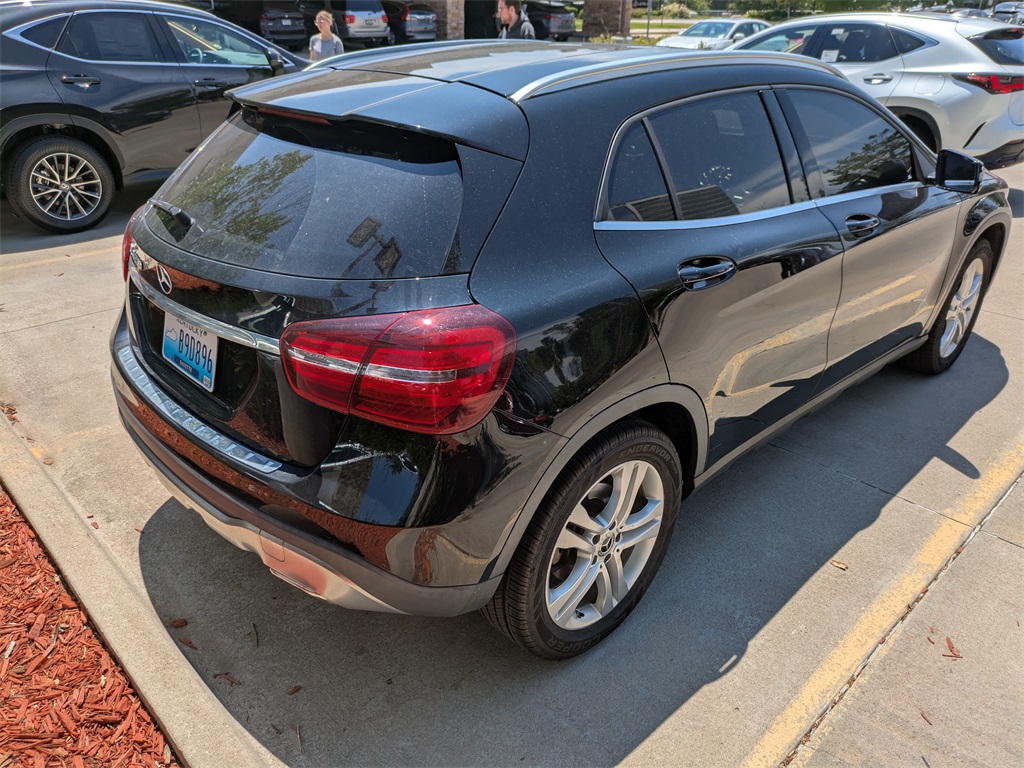 2019 Mercedes Benz GLA 250 photo 3