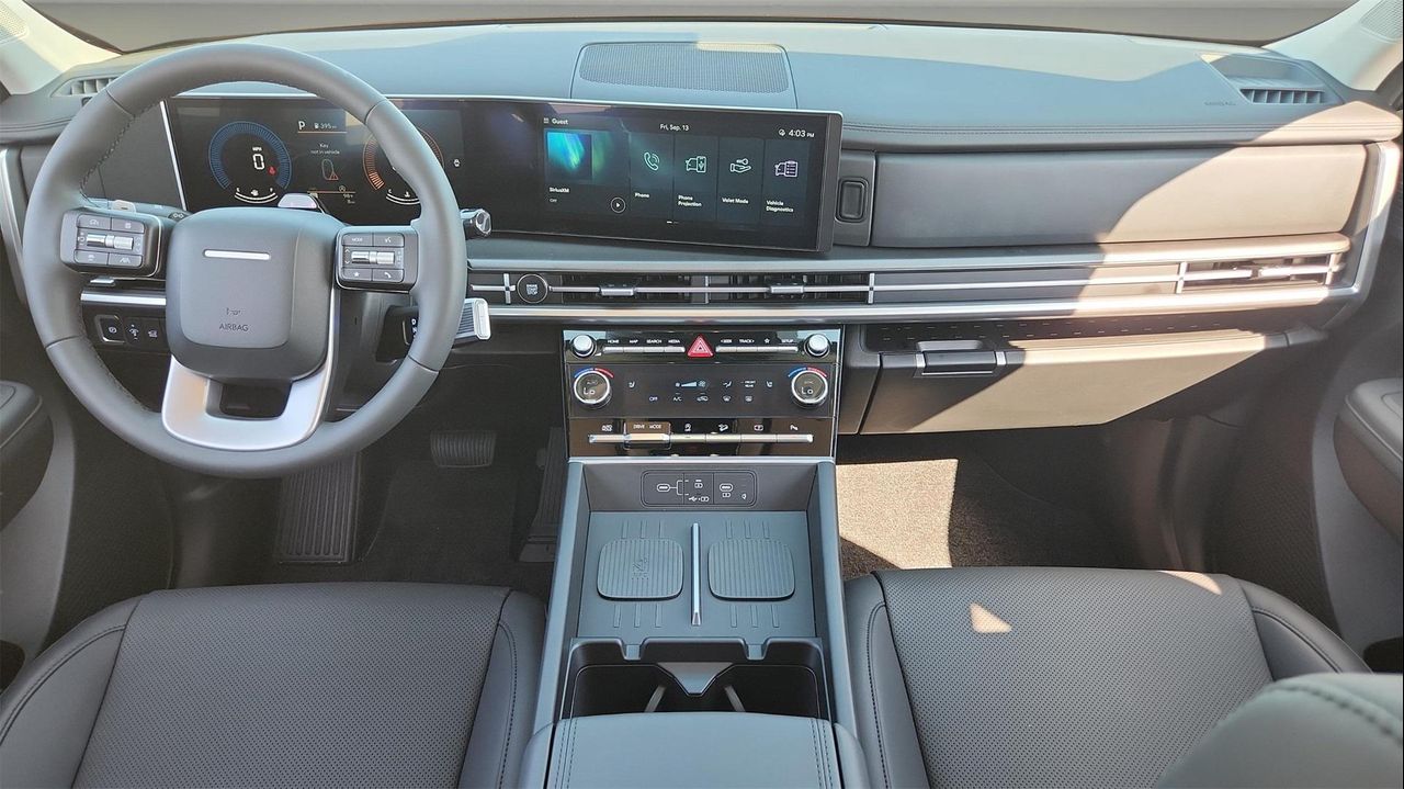 2025 Hyundai Santa Fe SEL photo 14