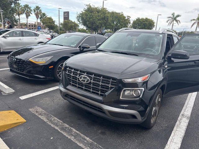 2023 Hyundai Venue SEL