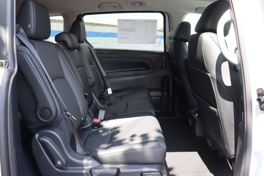 2026 Honda Odyssey EX-L photo 12
