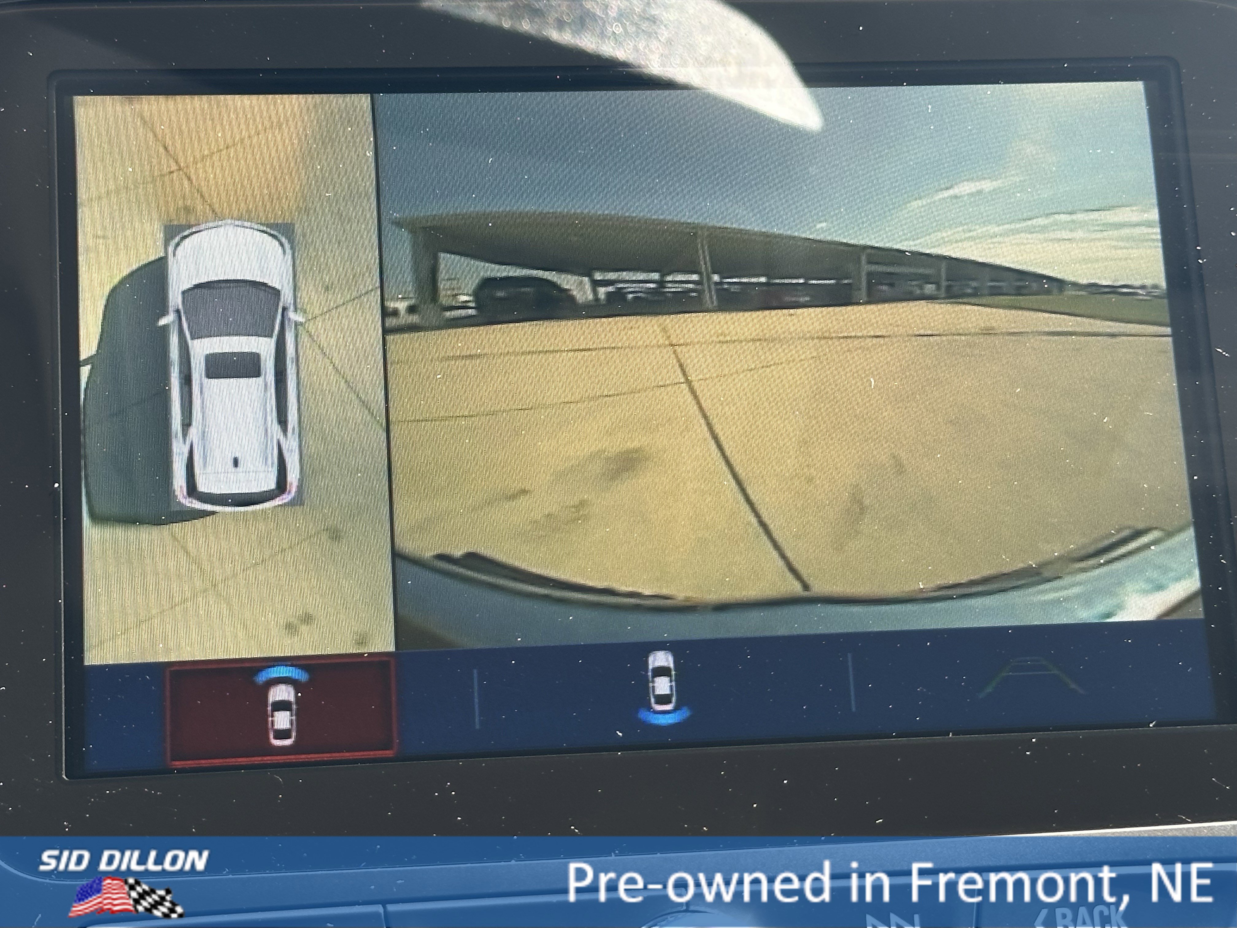 Used 2018 Chevrolet Equinox Premier with VIN 3GNAXWEX9JS557015 for sale in Fremont, NE