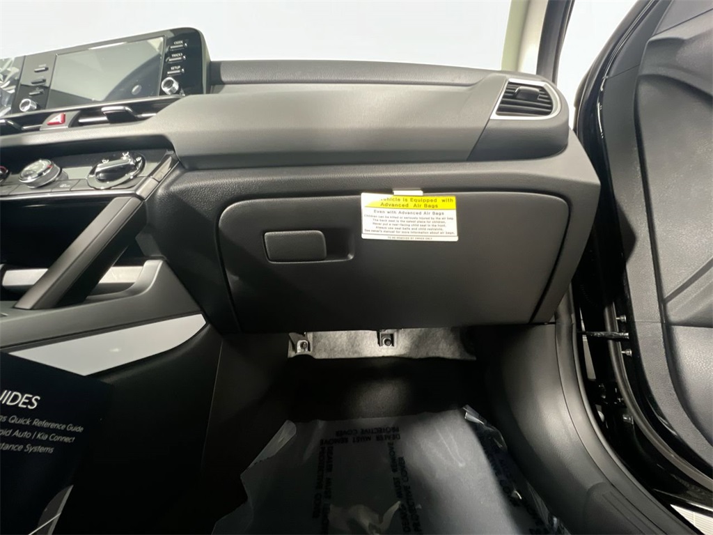 2026 Kia Seltos LX photo 33
