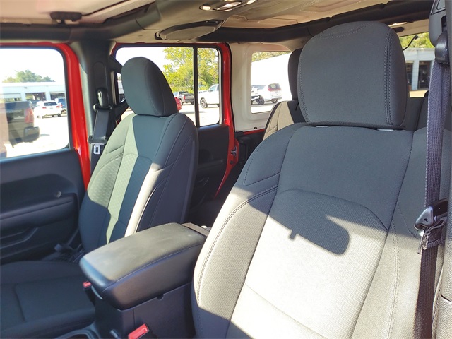 2020 Jeep Wrangler Unlimited Willys photo 13