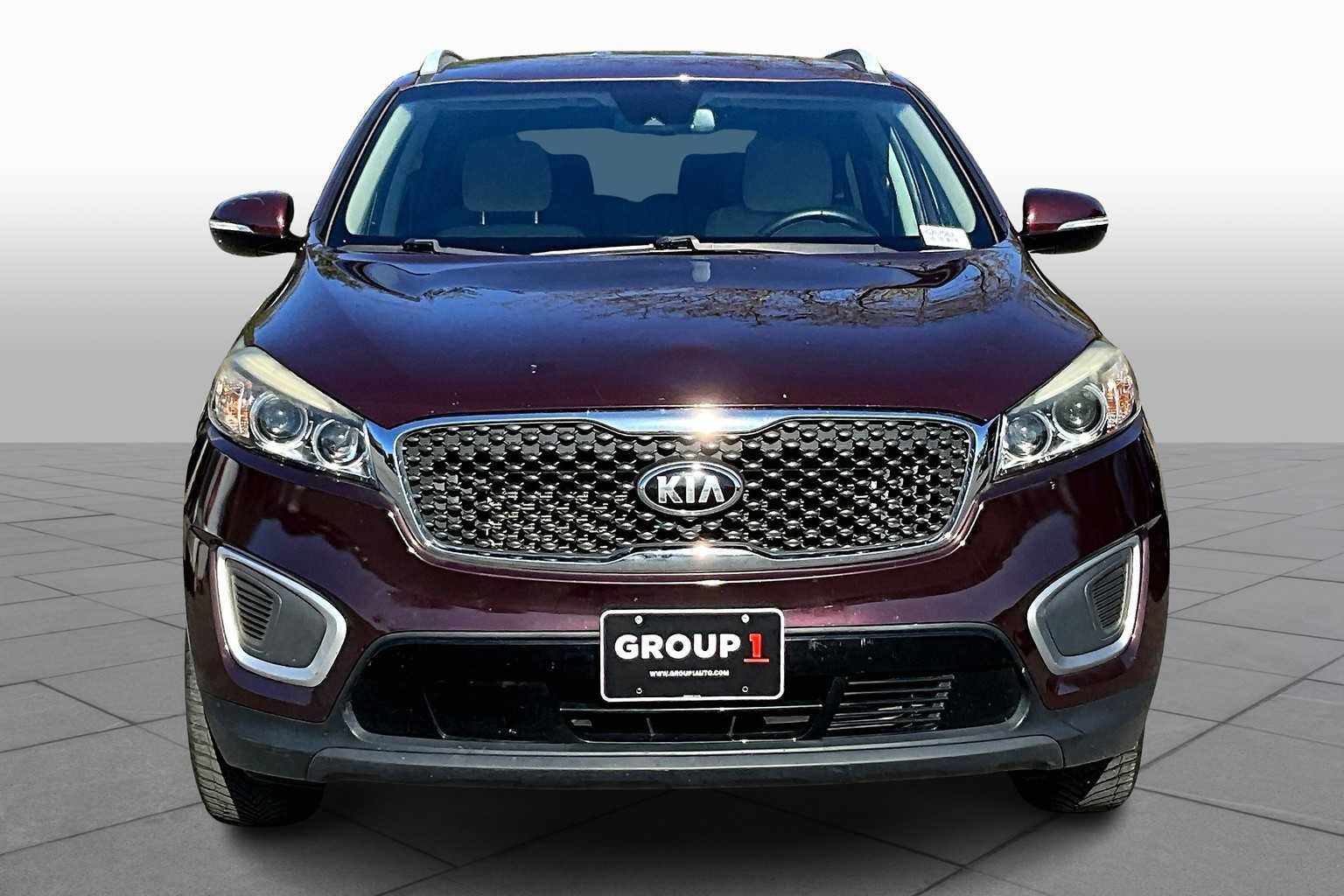2017 Kia Sorento LX photo 3