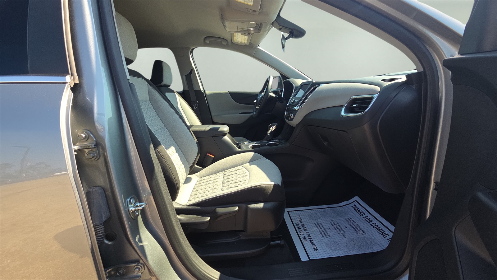 2023 Chevrolet Equinox LT photo 10