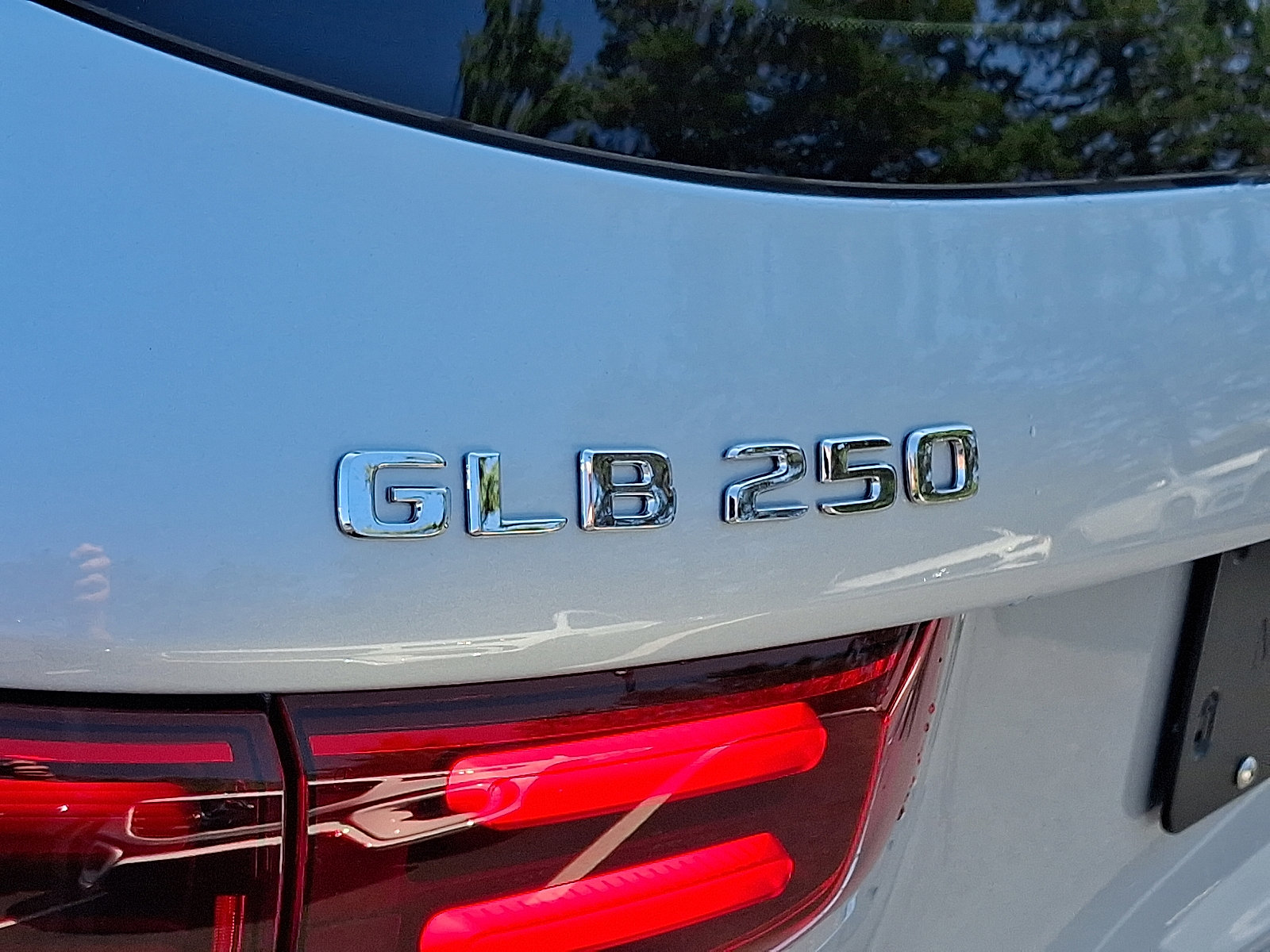 2026 Mercedes Benz GLB 250 4MATIC photo 20