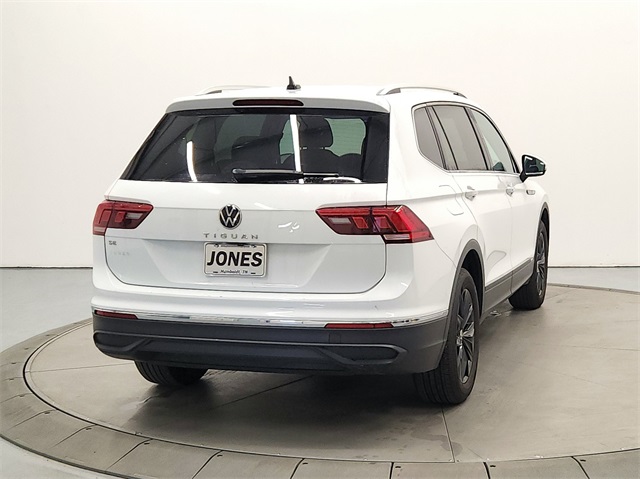 2024 Volkswagen Tiguan SE Wolfsburg Edition photo 4