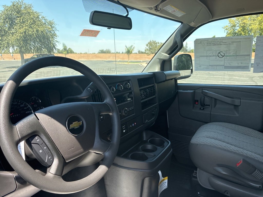 2025 Chevrolet Express Cargo 2500 Van photo 14