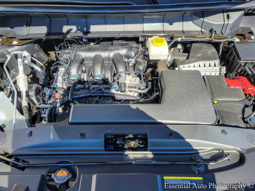 2025 Nissan Pathfinder S photo 17