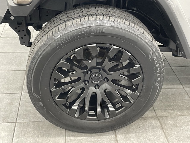 2021 Jeep Wrangler Unlimited Sahara Altitude photo 5