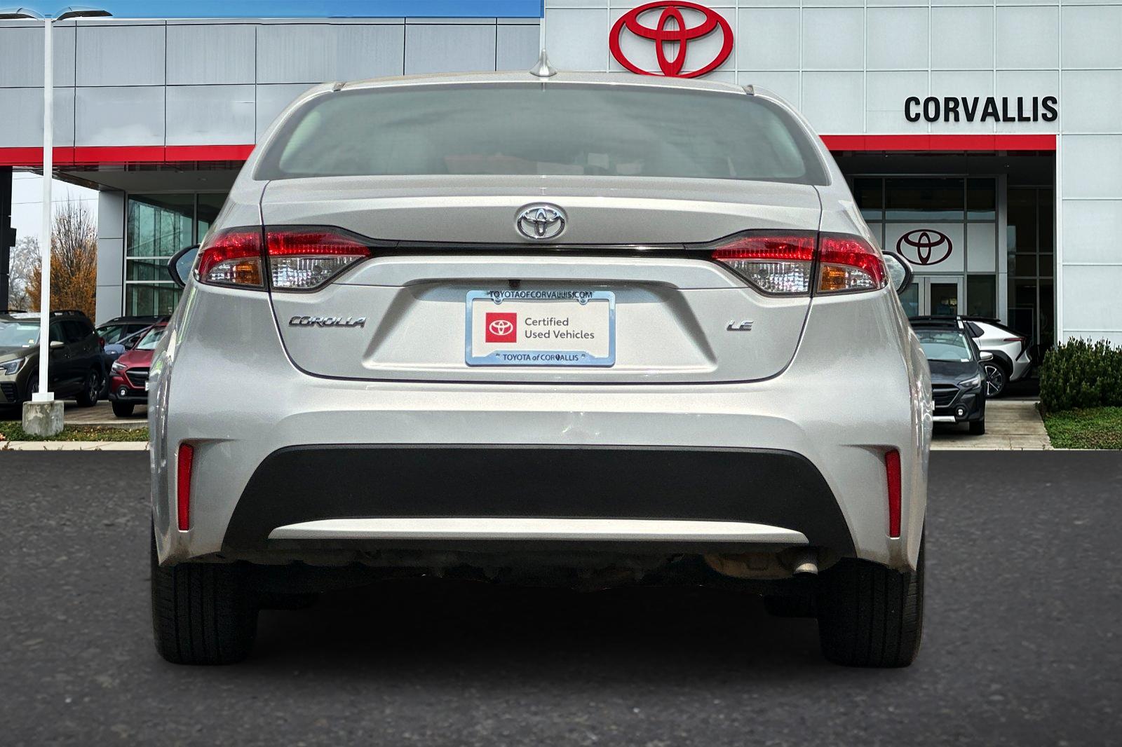 2021 Toyota Corolla LE photo 4