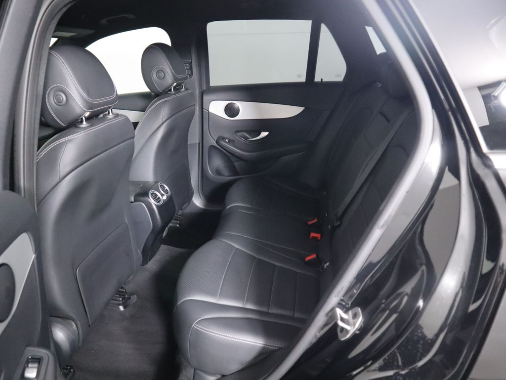 2022 Mercedes Benz GLC 300 S photo 20