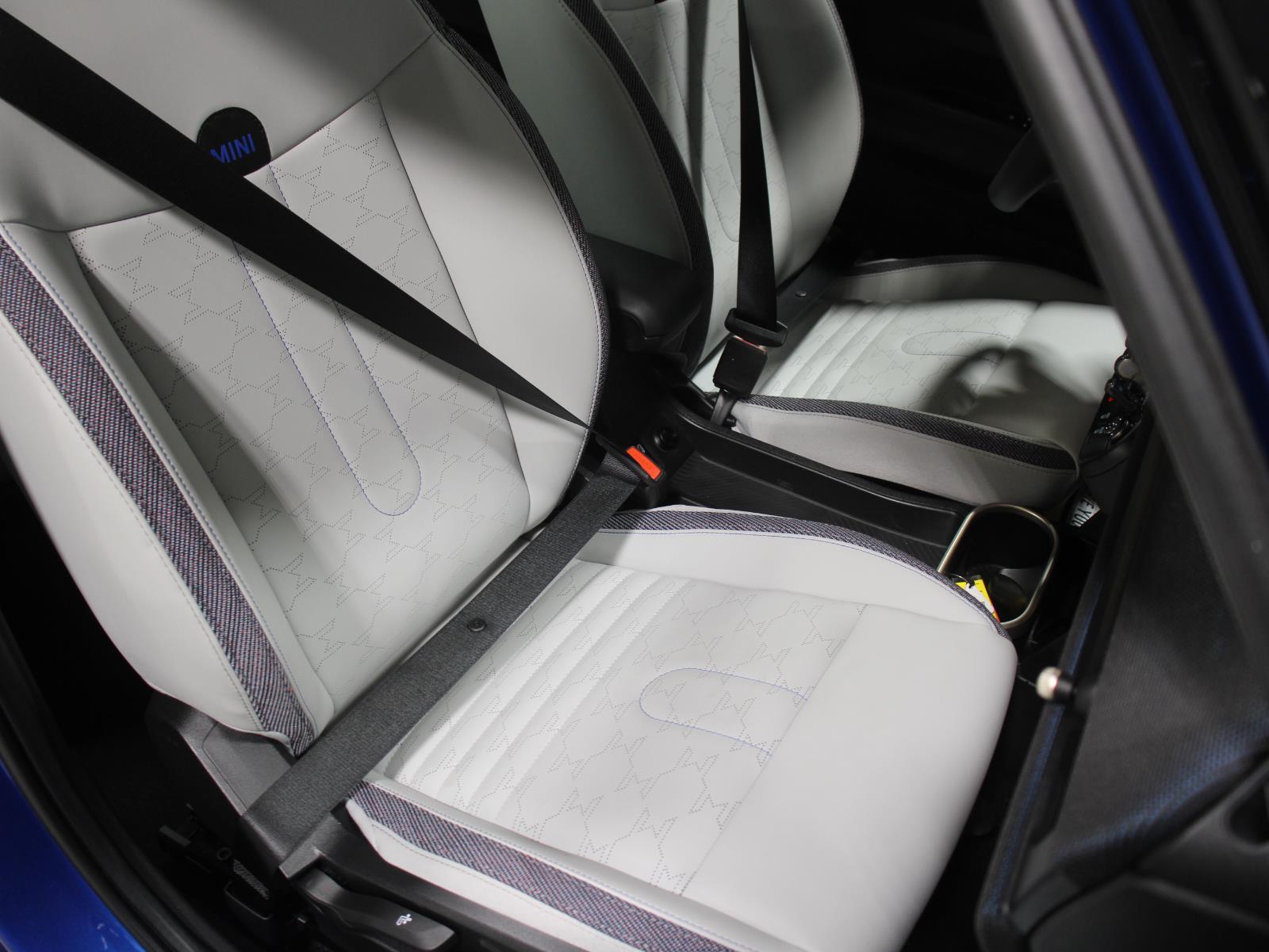 2025 Mini Cooper 4 Door Hardtop S photo 17